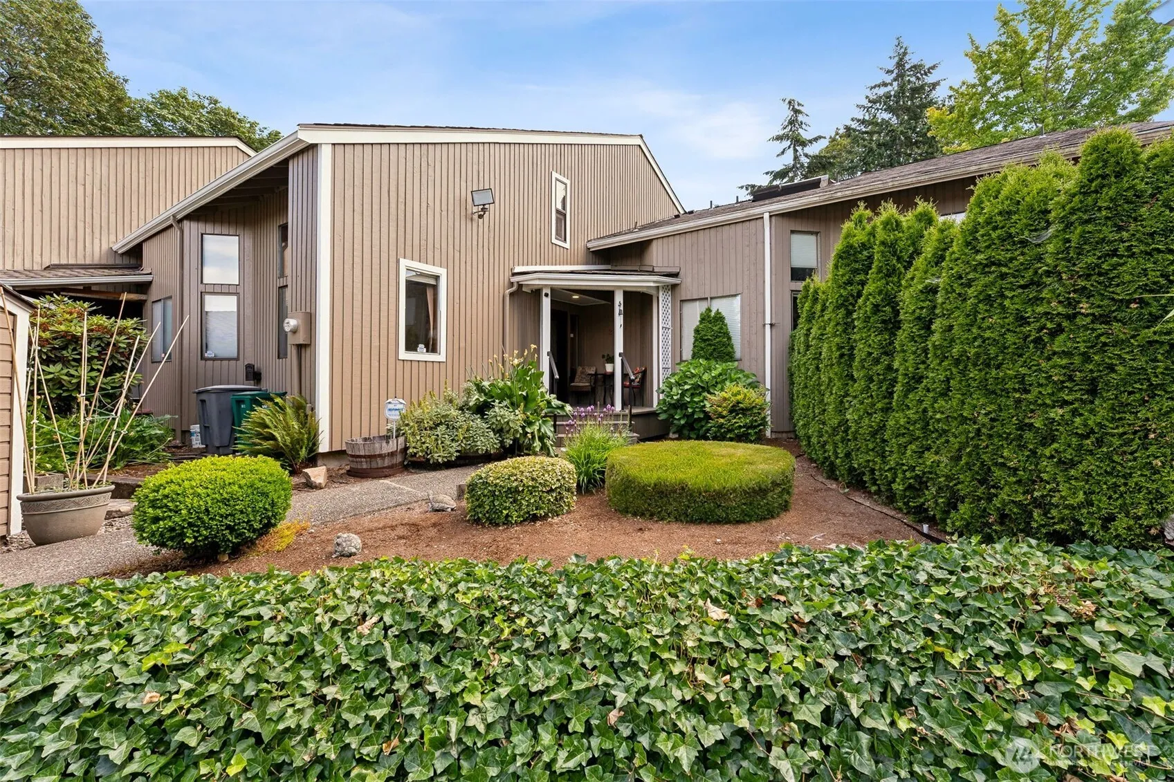 Property photo for 2407 Se 8th Place, Renton photo 2