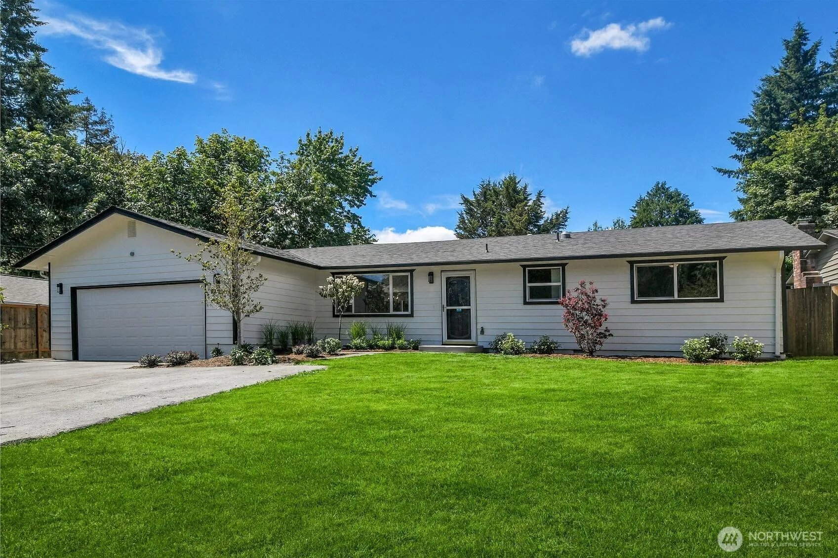 Property photo for 13020 Robinhood Lane, Snohomish