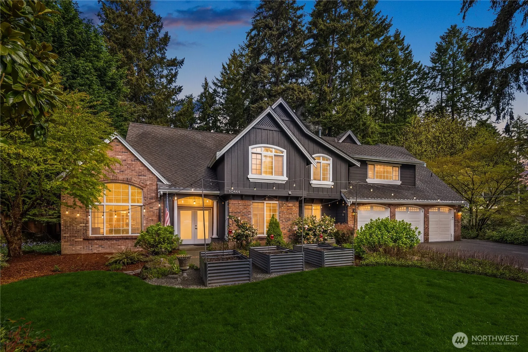 Property photo for 10444 Se 22nd Street, Bellevue