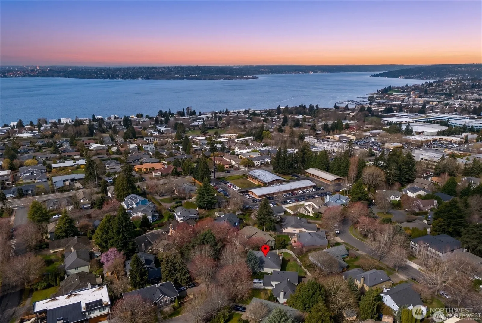 Property photo for 6304 110th Avenue Ne, Kirkland photo 2