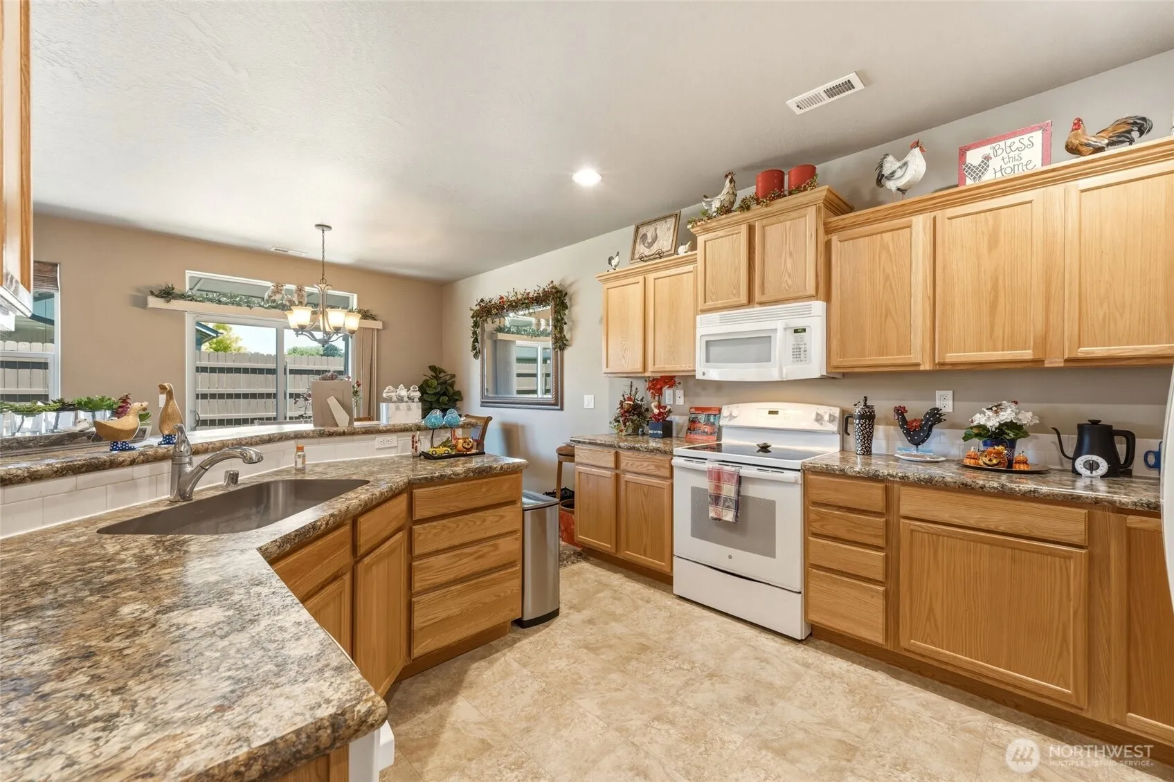 Property photo for 1471 Sw Greeley Street, College Place photo 4