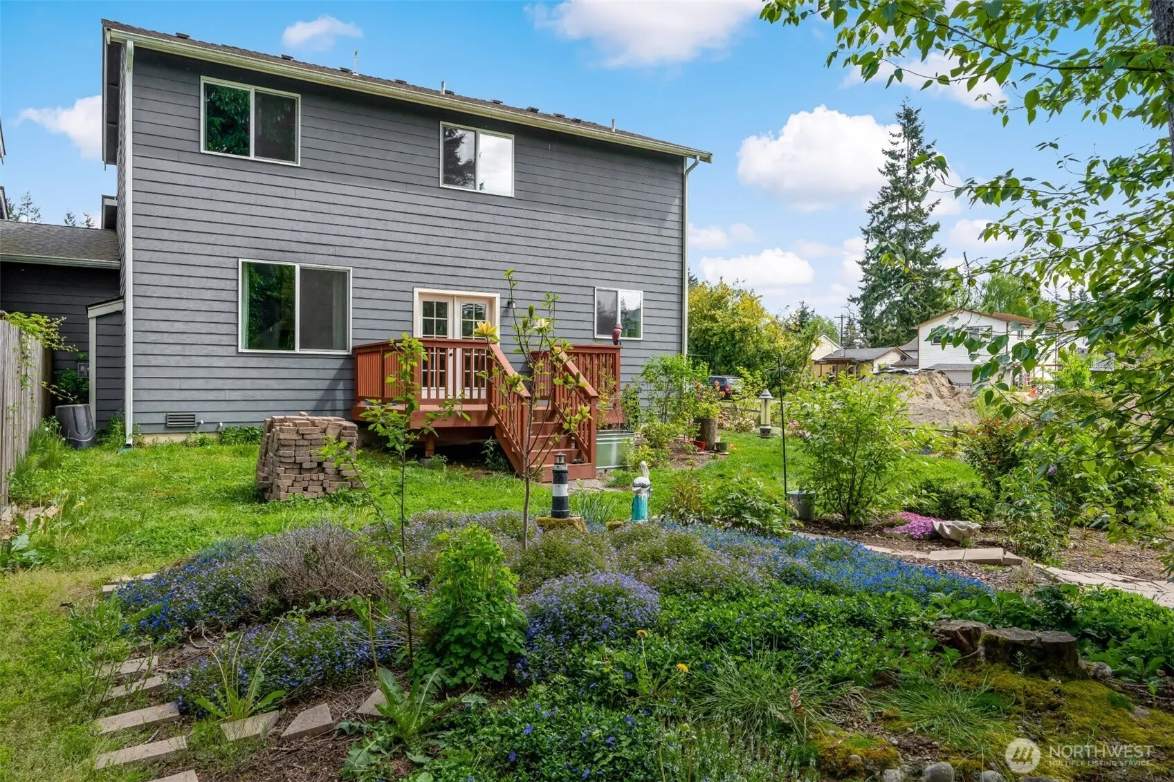 Property photo for 7030 Lower Ridge Road, Everett photo 5