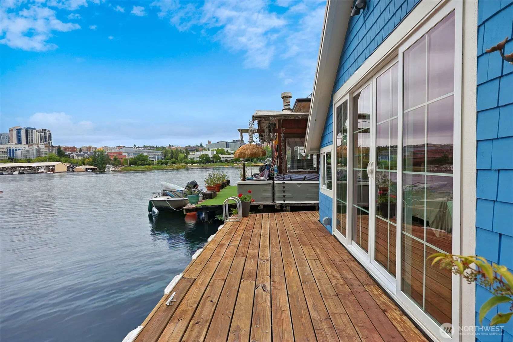 Property photo for 3146 Portage Bay Place E #b, Seattle photo 2