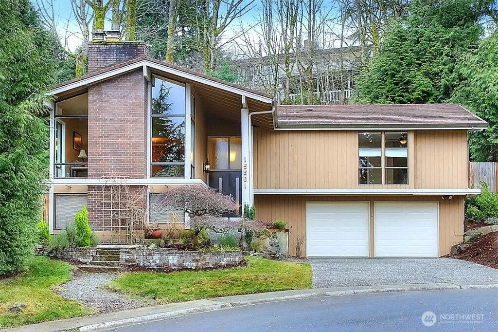 Property photo for 15501 Se 46th Way, Bellevue