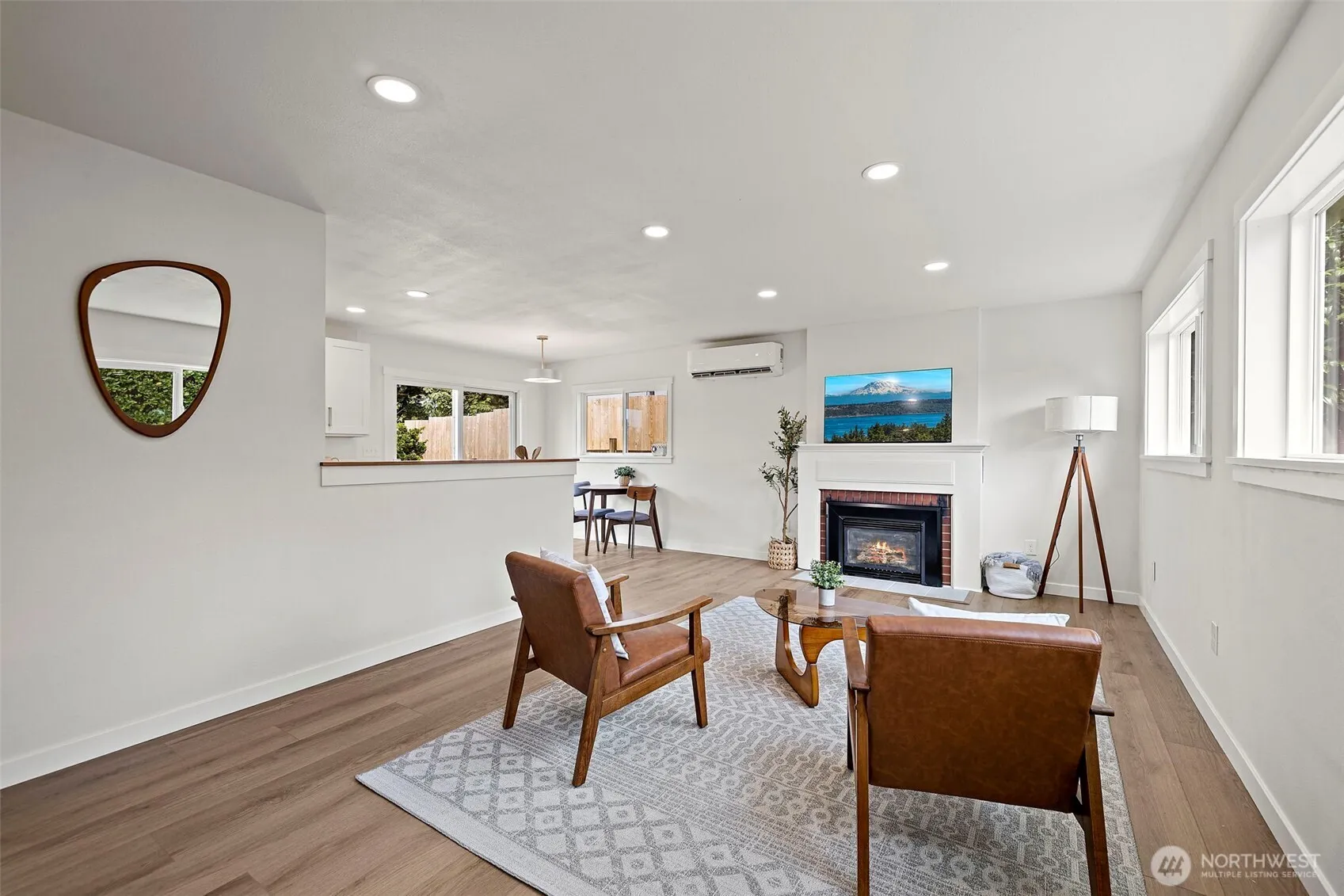 Property photo for 7056 S 128th Street, Seattle photo 5