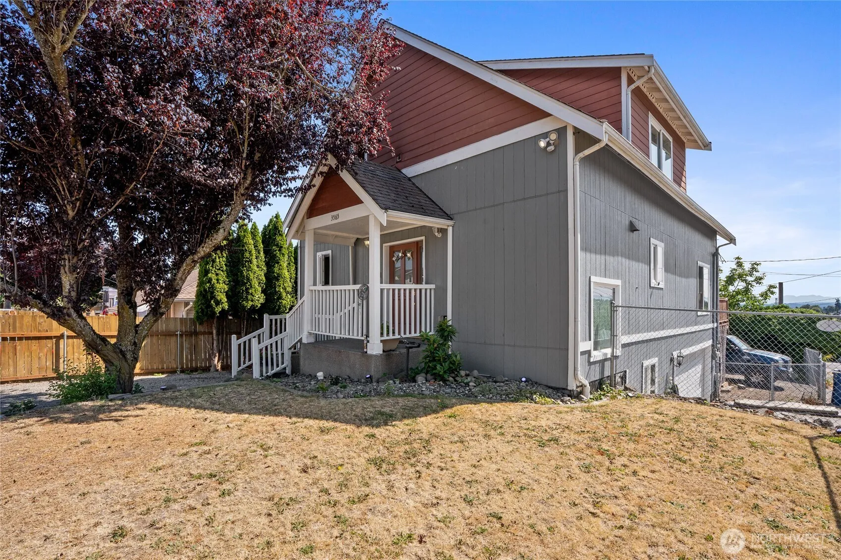 Property photo for 3565 E M Street, Tacoma photo 2