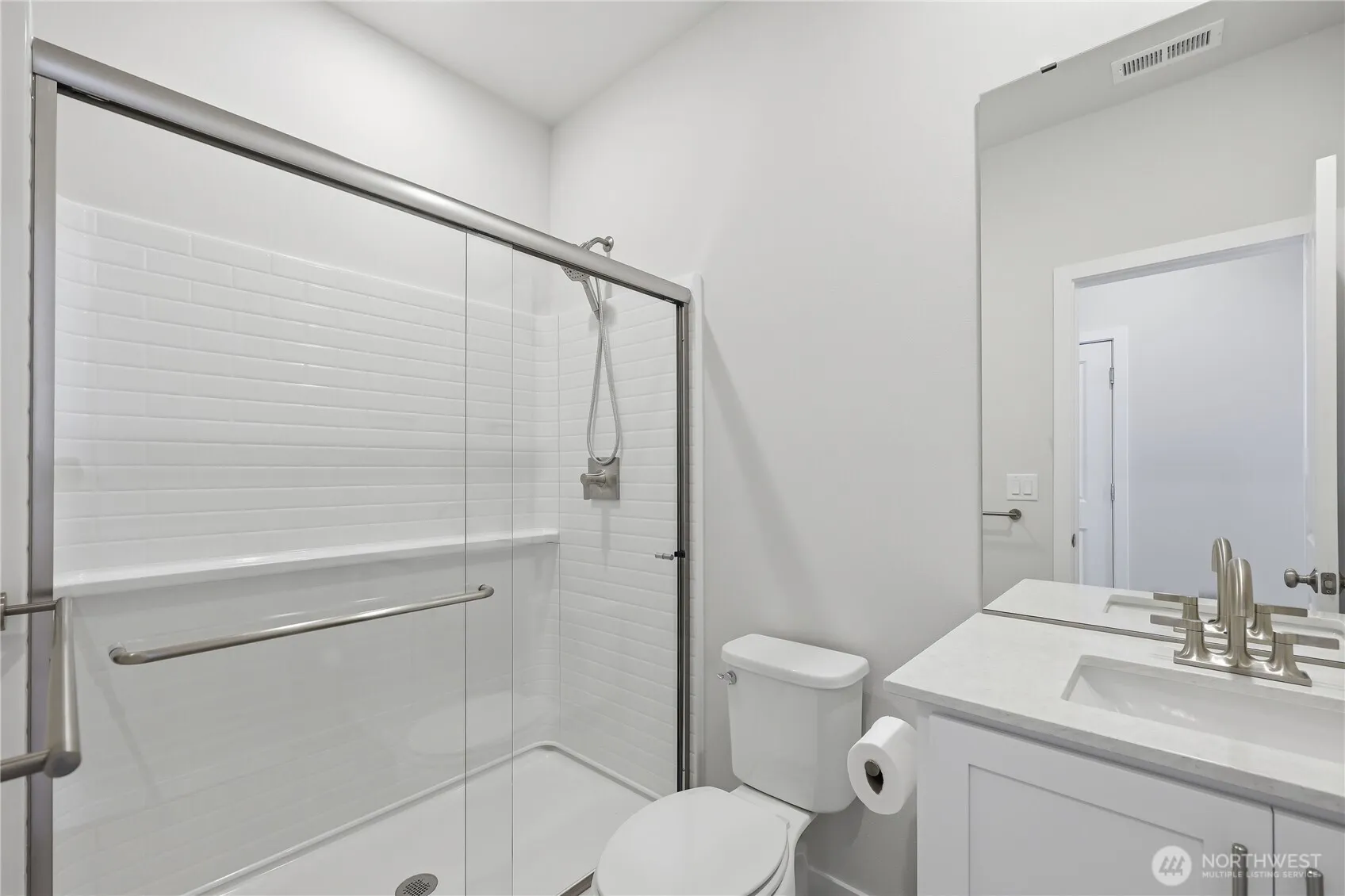 Property photo for 3974 Mccormick Village Drive, Bremerton photo 4