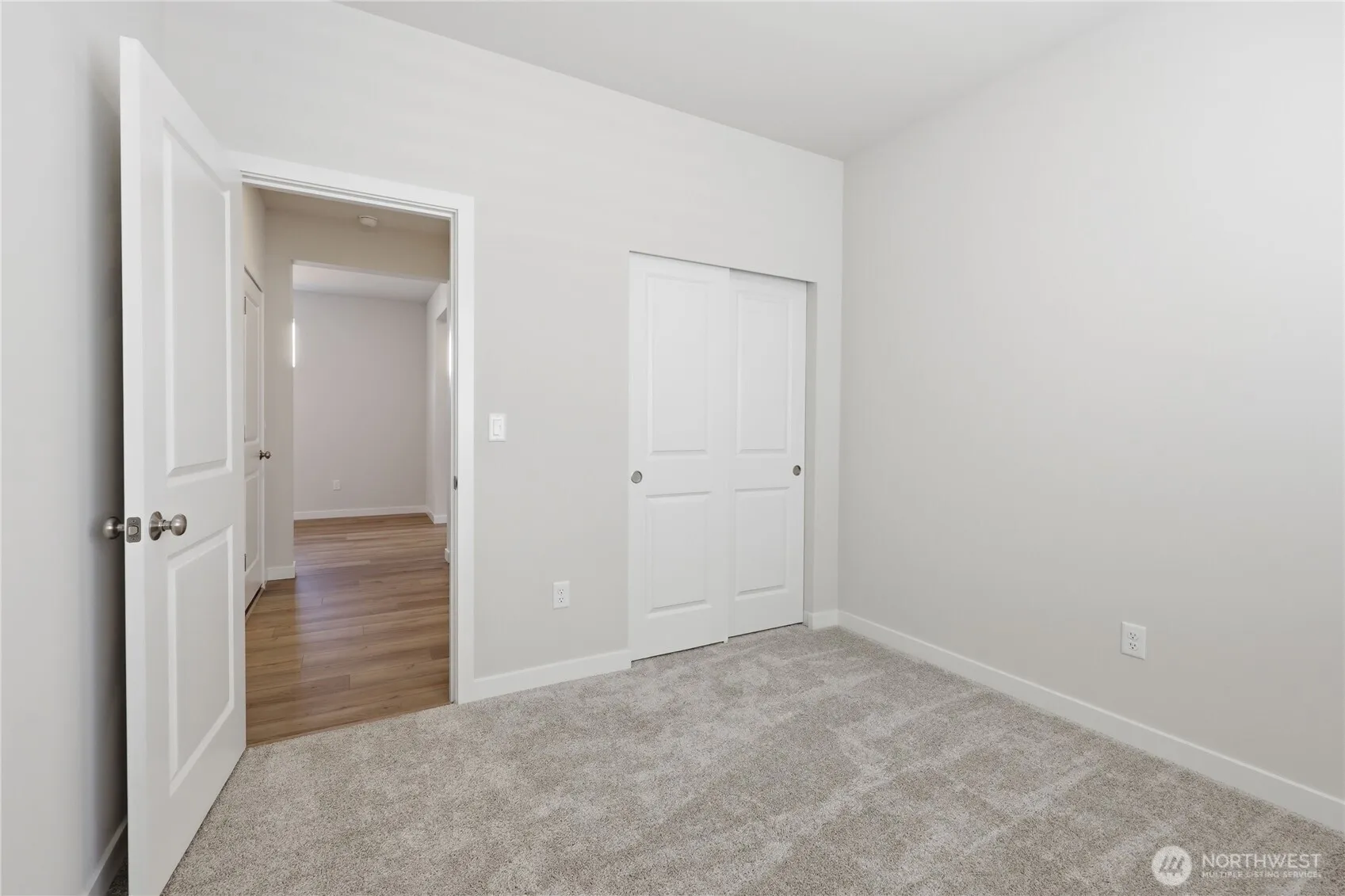 Property photo for 3974 Mccormick Village Drive, Bremerton photo 5