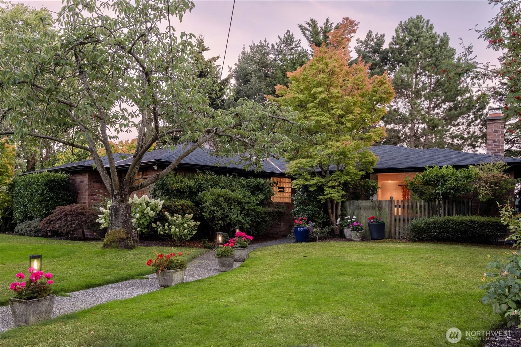 Property photo for 1805 Nw 95th Street, Seattle