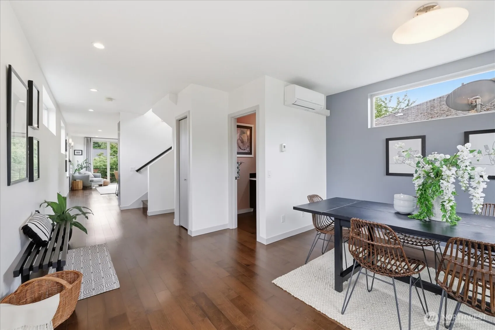 Property photo for 6114 8th Avenue Nw, Seattle photo 3