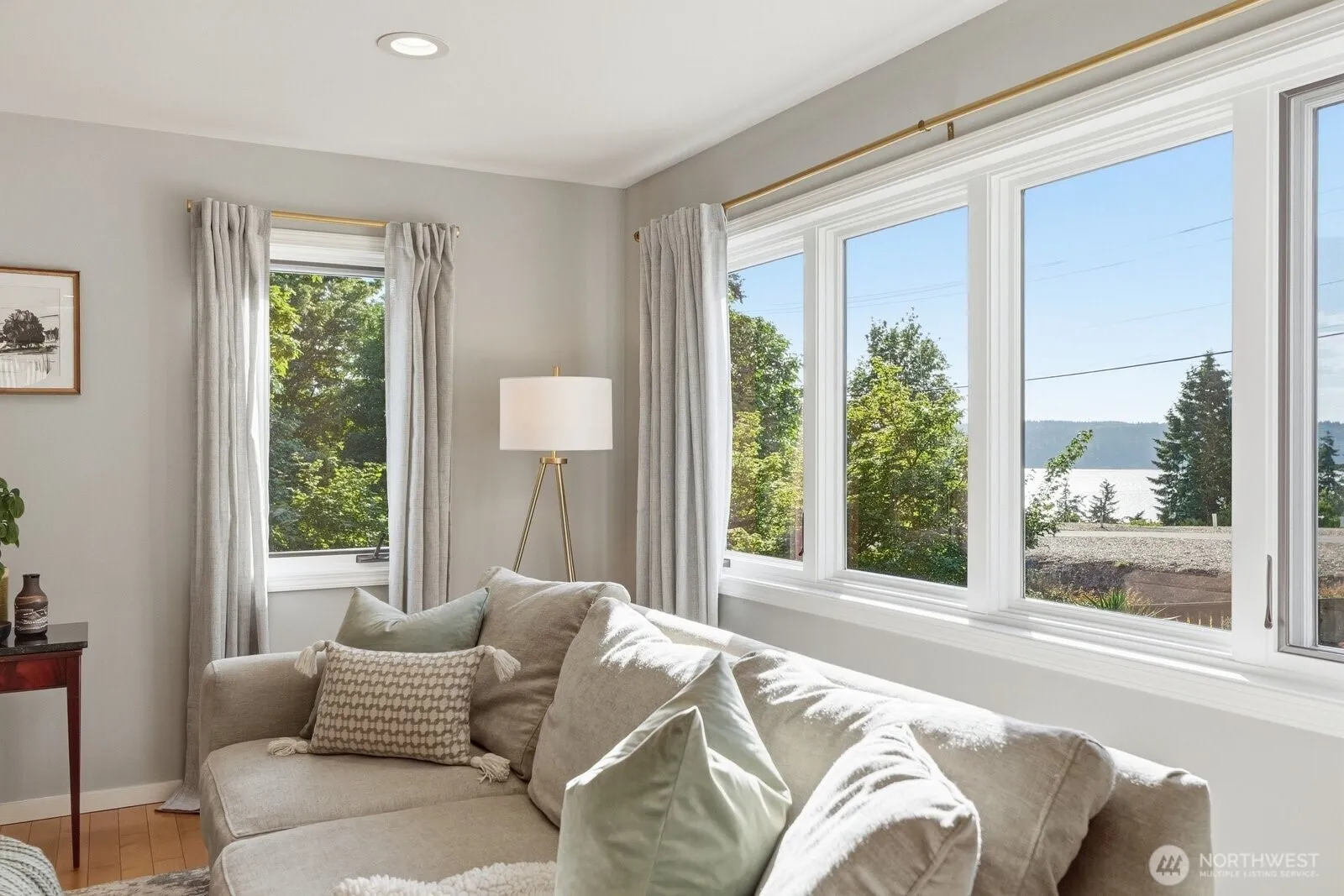 Property photo for 1113 Goat Trail Road, Mukilteo photo 5