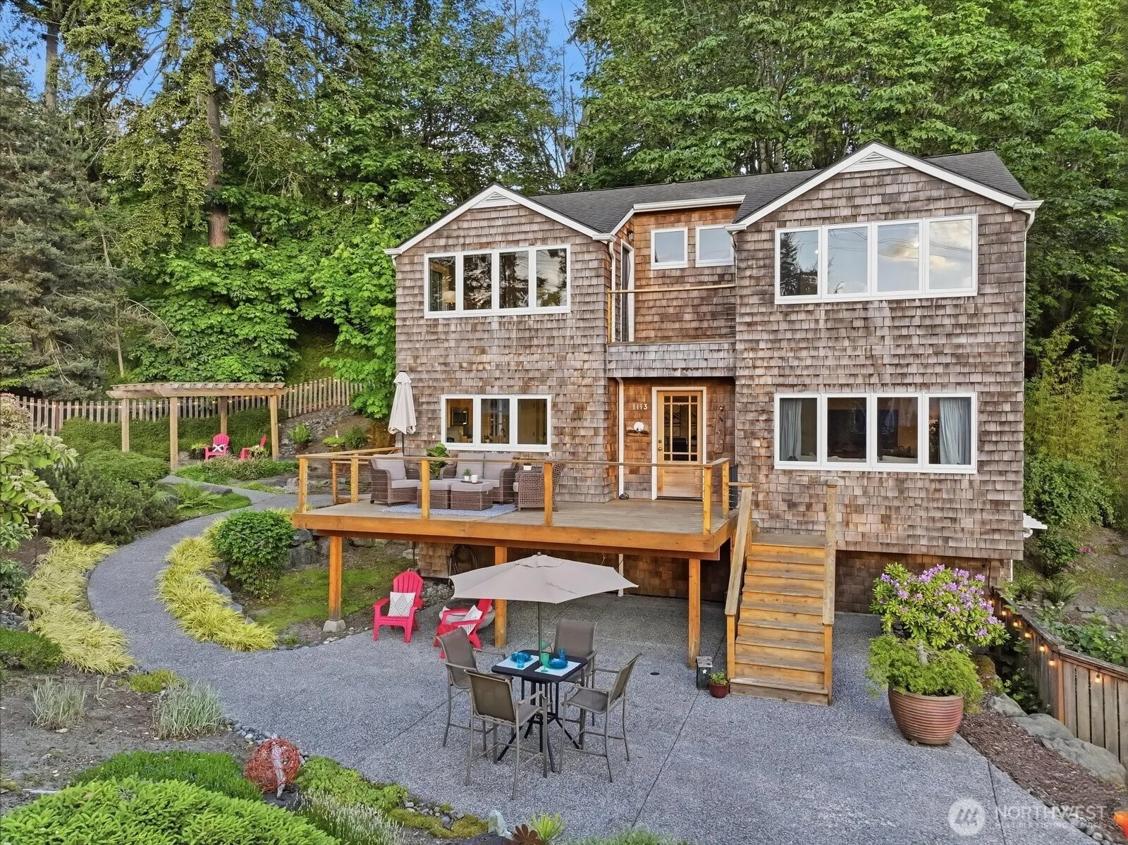 Property photo for 1113 Goat Trail Road, Mukilteo photo 2