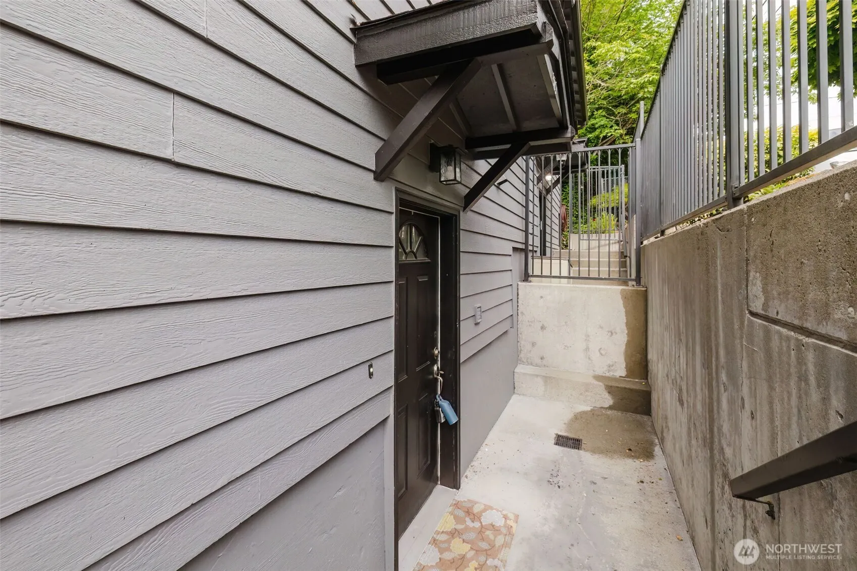 Property photo for 819 Kitsap Street, Port Orchard photo 4