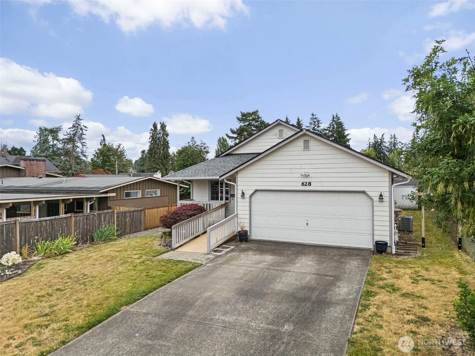 Property photo for 628 S 117th Street, Tacoma photo 2