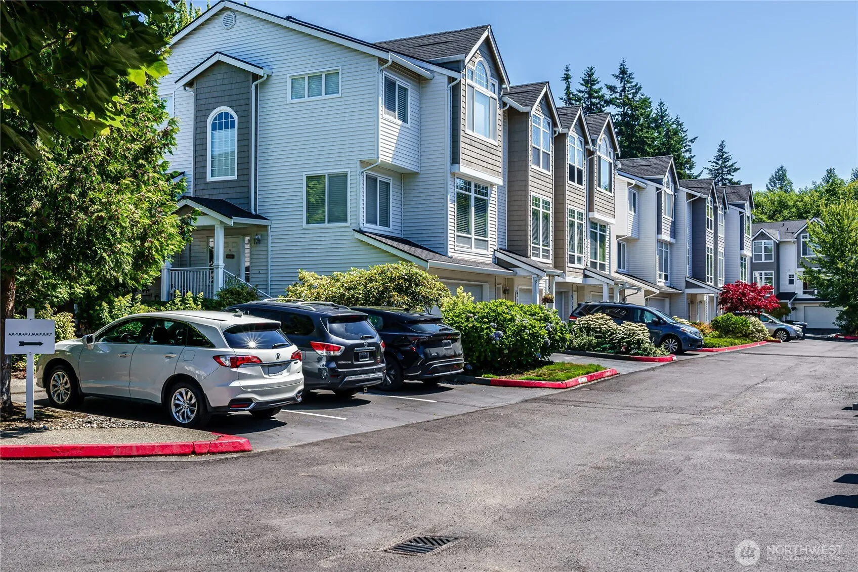 Property photo for 5500 Harbour Pointe Boulevard #t102, Mukilteo photo 4