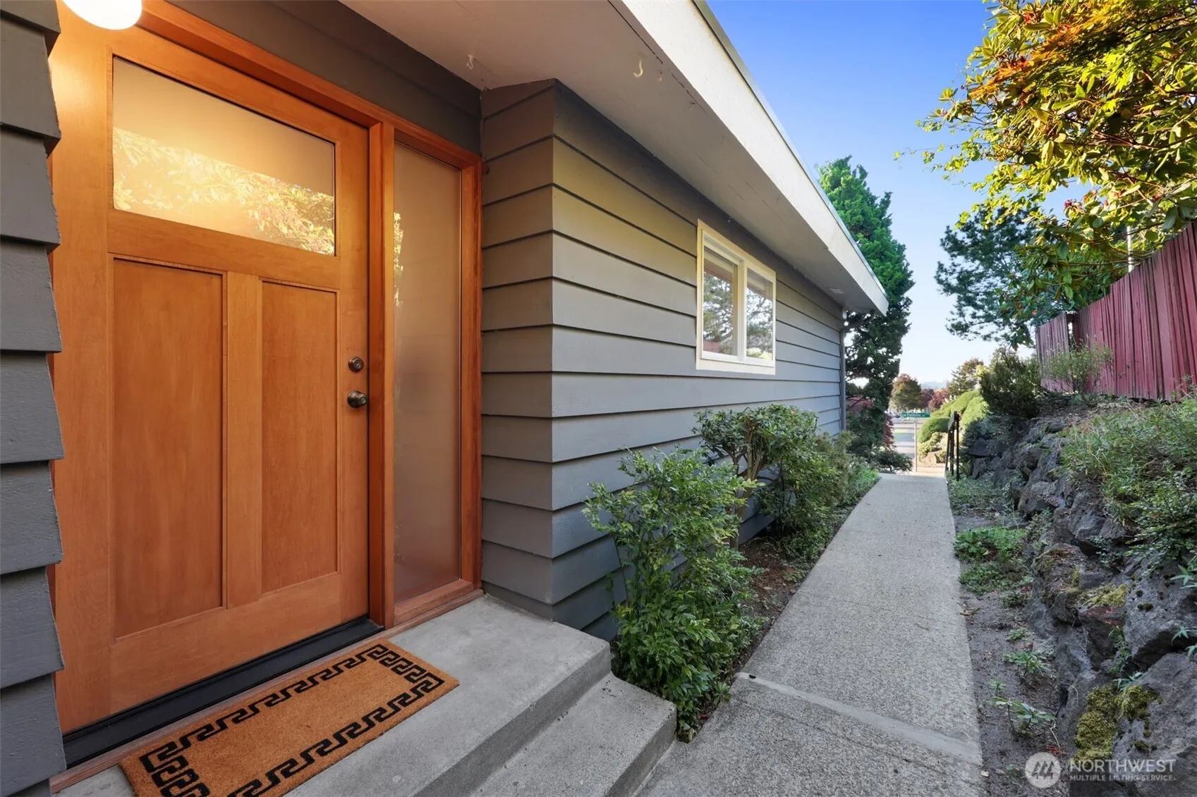 Property photo for 3927 Sw Frontenac Street, Seattle photo 3