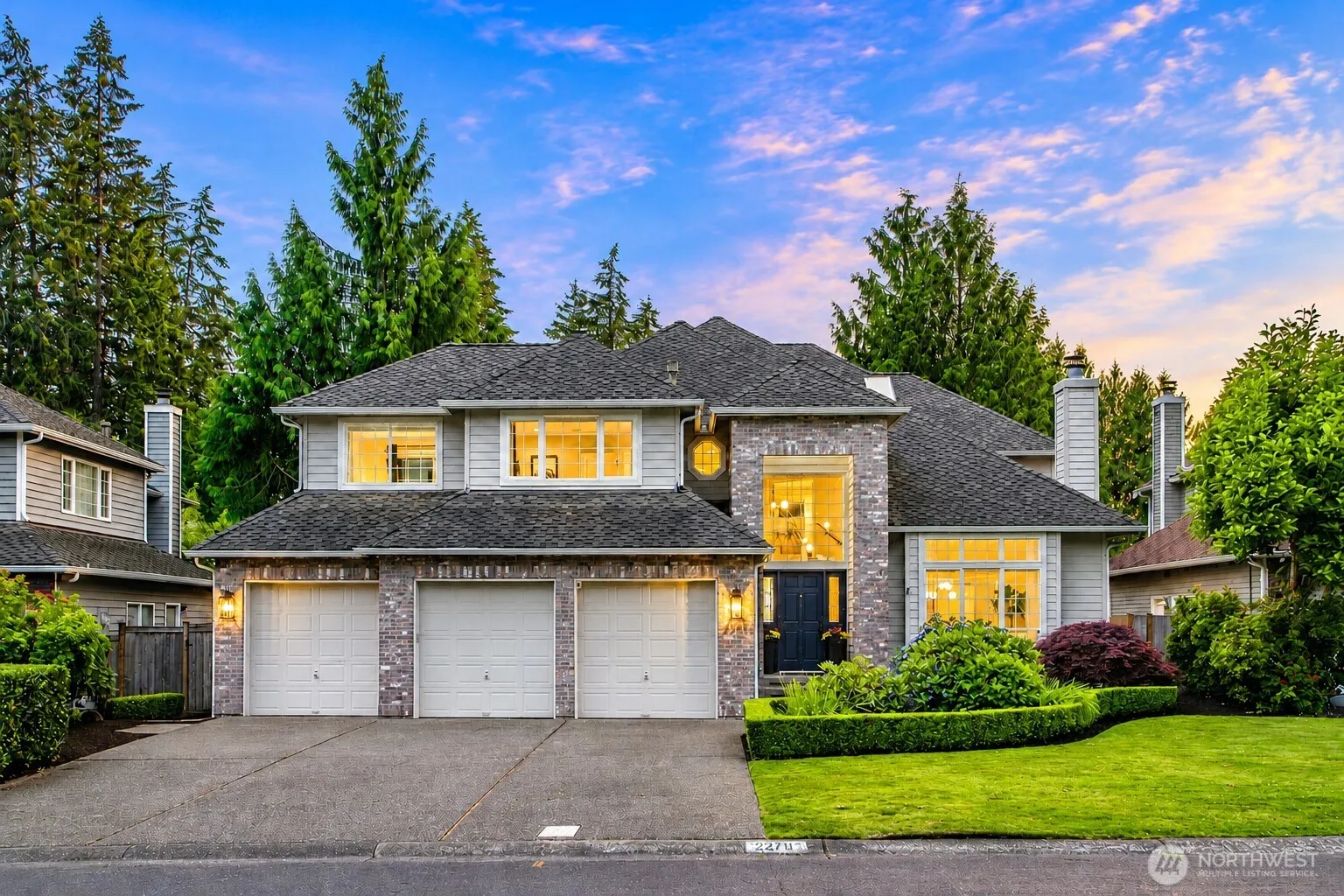 Property photo for 22711 Se 27th Street, Sammamish