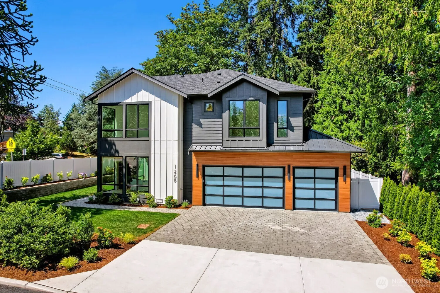 Property photo for 1265 165th Avenue Se, Bellevue