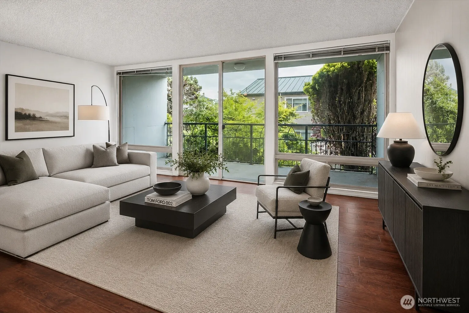Property photo for 507 W Mercer Street #104, Seattle photo 3