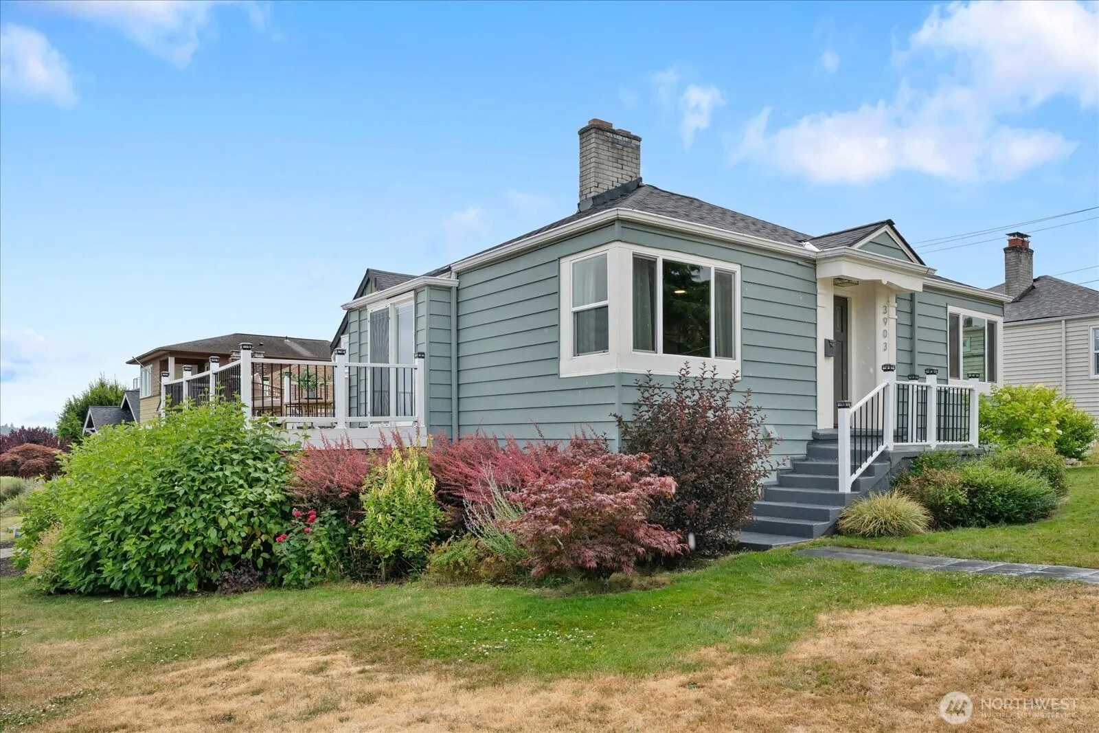 Property photo for 3903 Sw Dakota Street, Seattle photo 4
