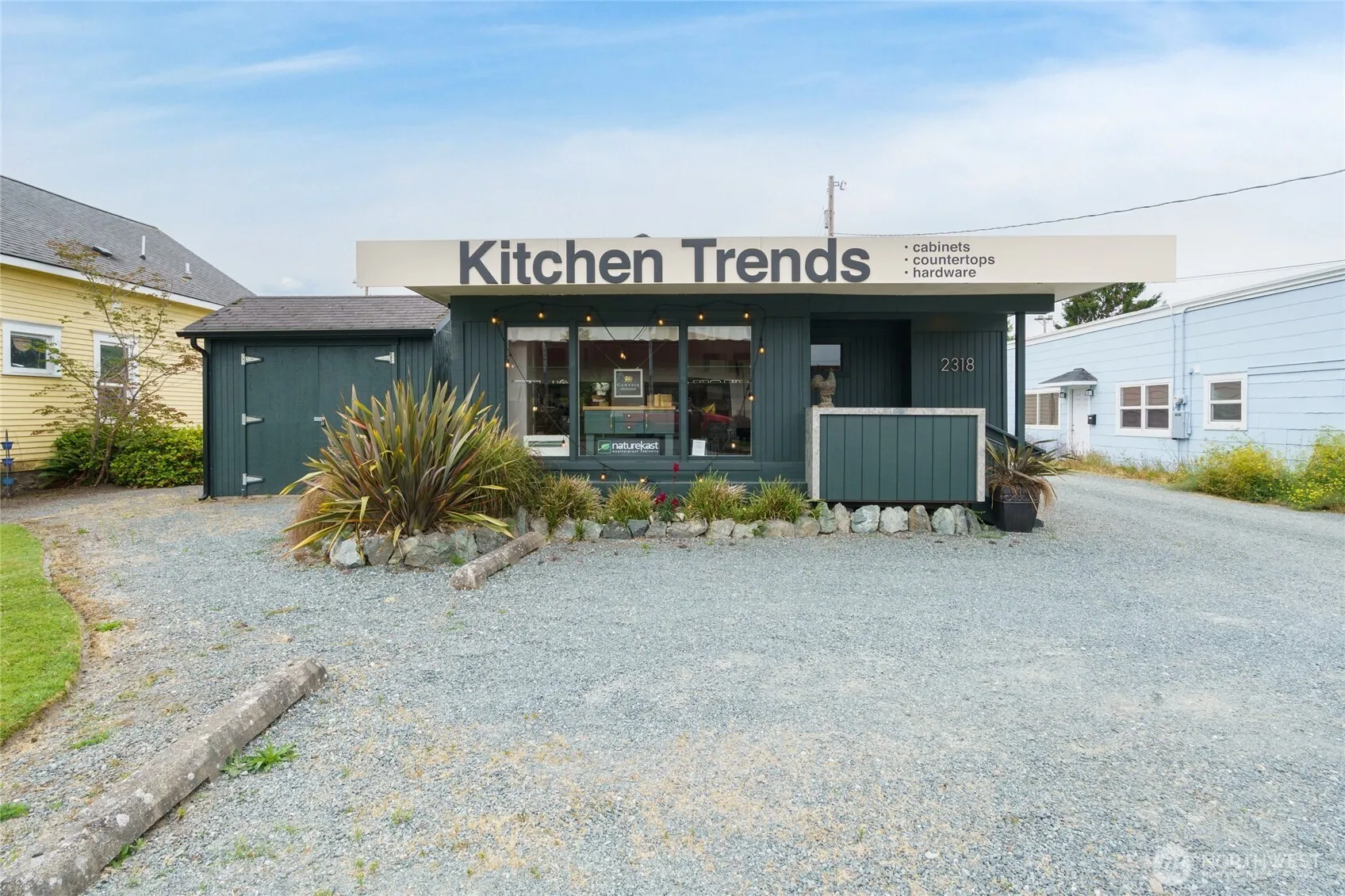 Property photo for 2320 Commercial Avenue, Anacortes photo 3