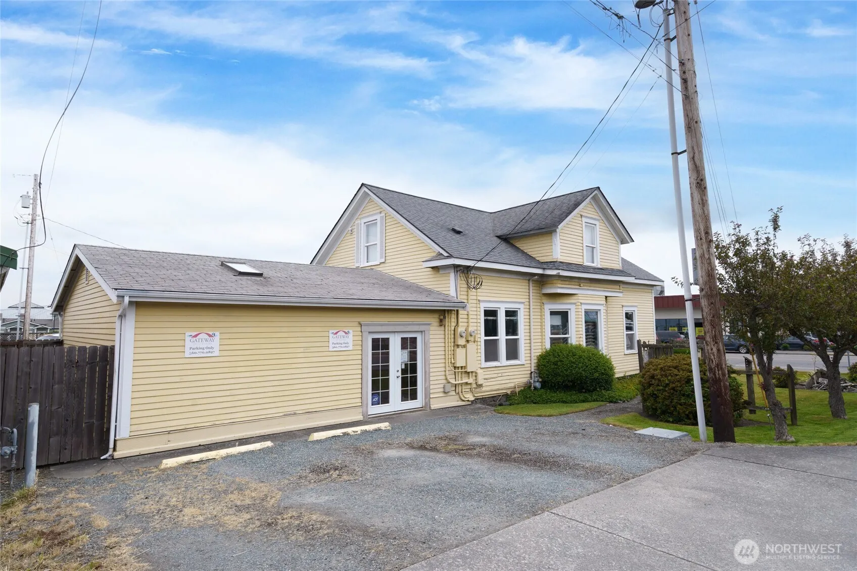 Property photo for 2320 Commercial Avenue, Anacortes photo 5