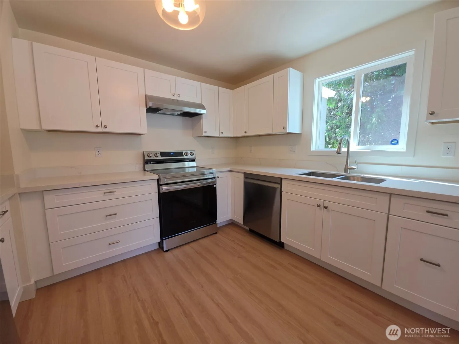 Property photo for 818 118th Street S, Tacoma photo 5