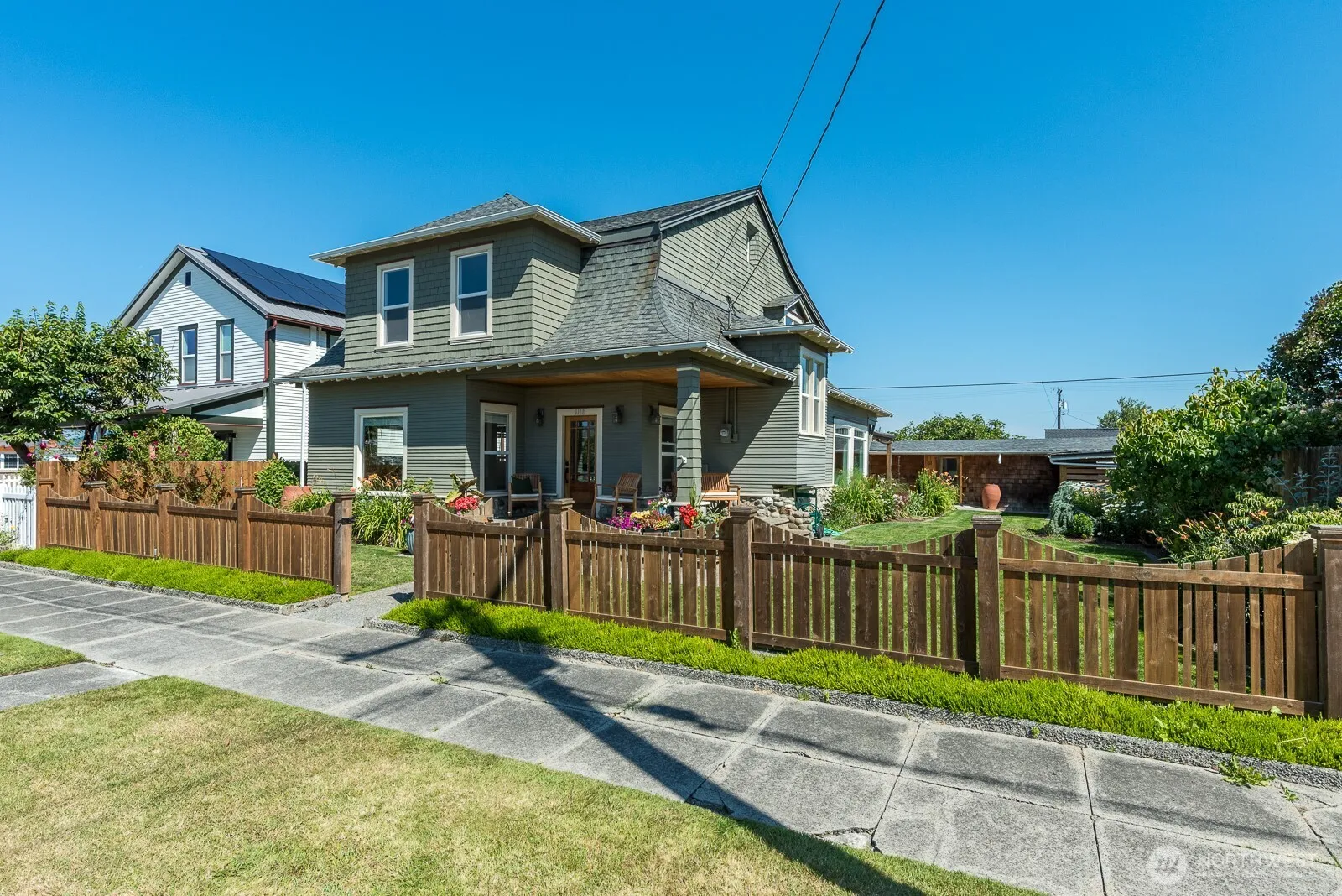Property photo for 1118 4th Street, Anacortes