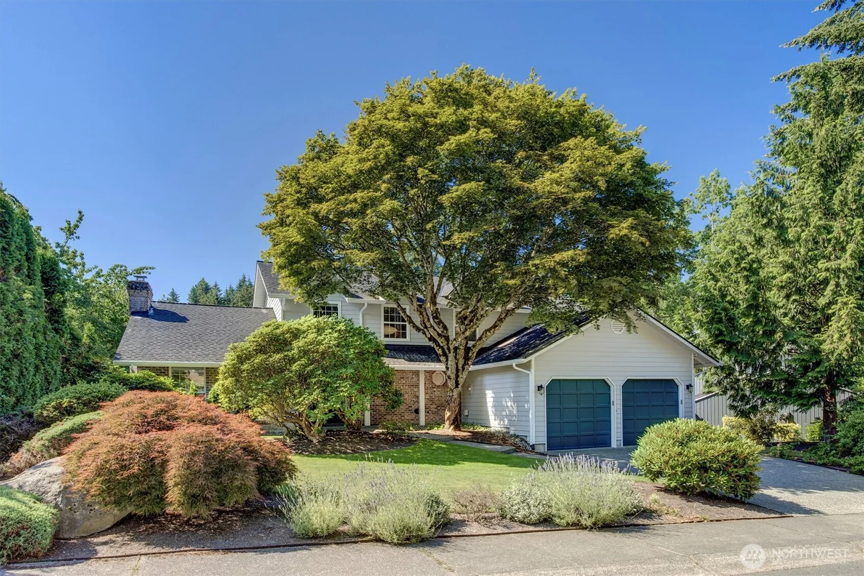 Property photo for 15917 Se 48th Drive, Bellevue photo 2