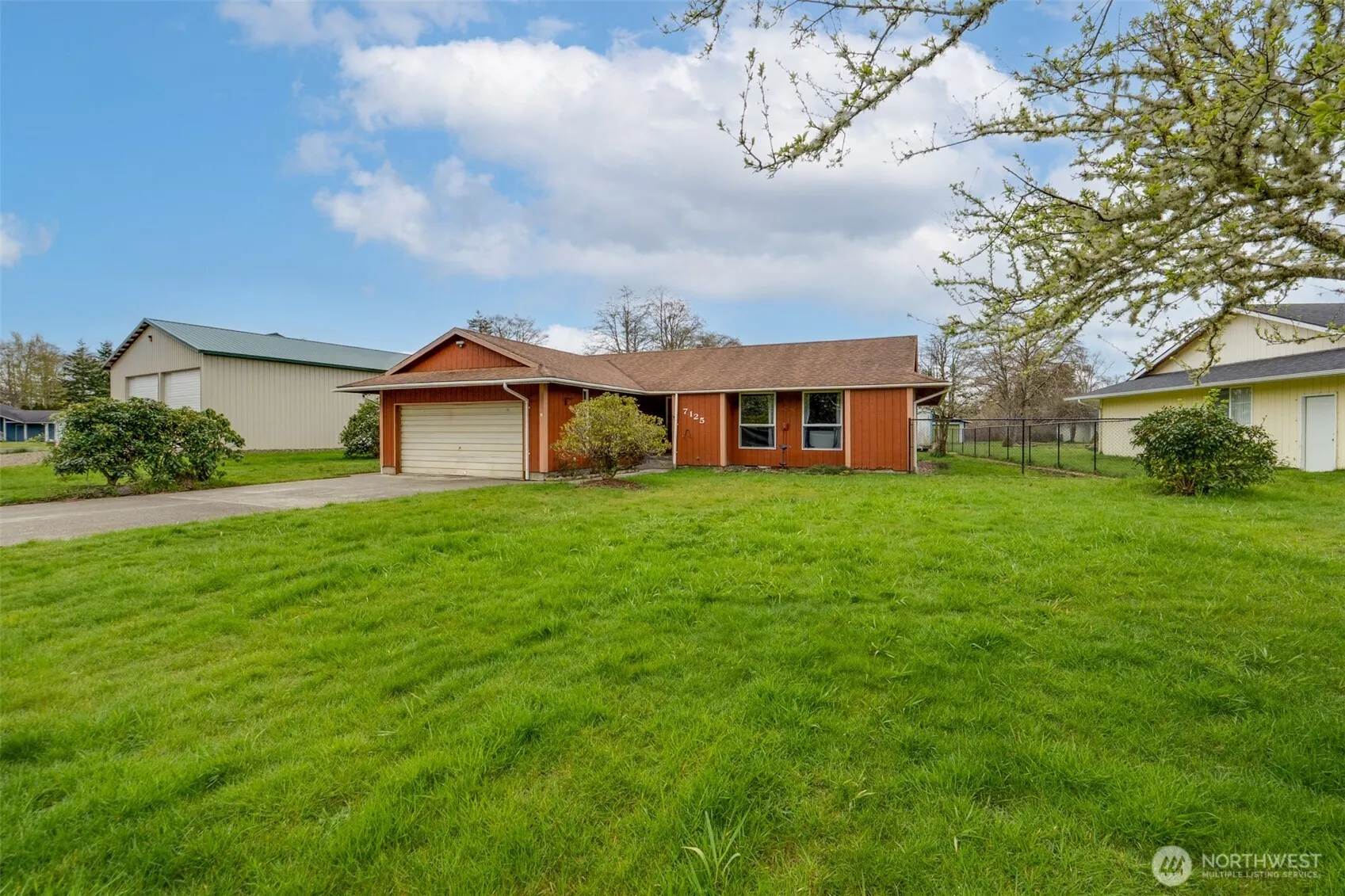 Property photo for 7125 Scarboro Lane N, Ilwaco photo 3
