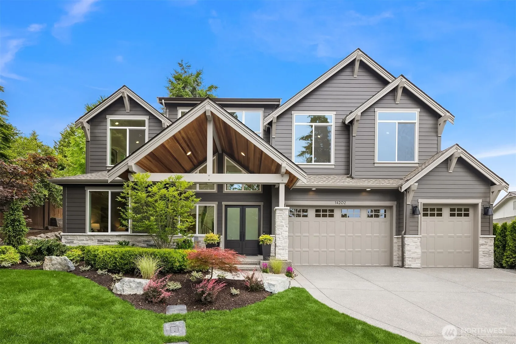 Property photo for 14202 Ne 63rd Court, Redmond