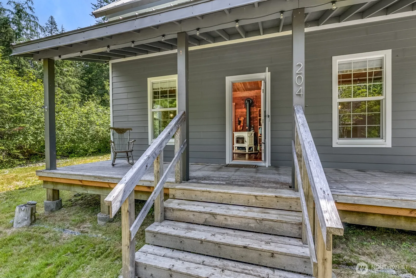 Property photo for 204 Whitton Avenue, Granite Falls photo 4