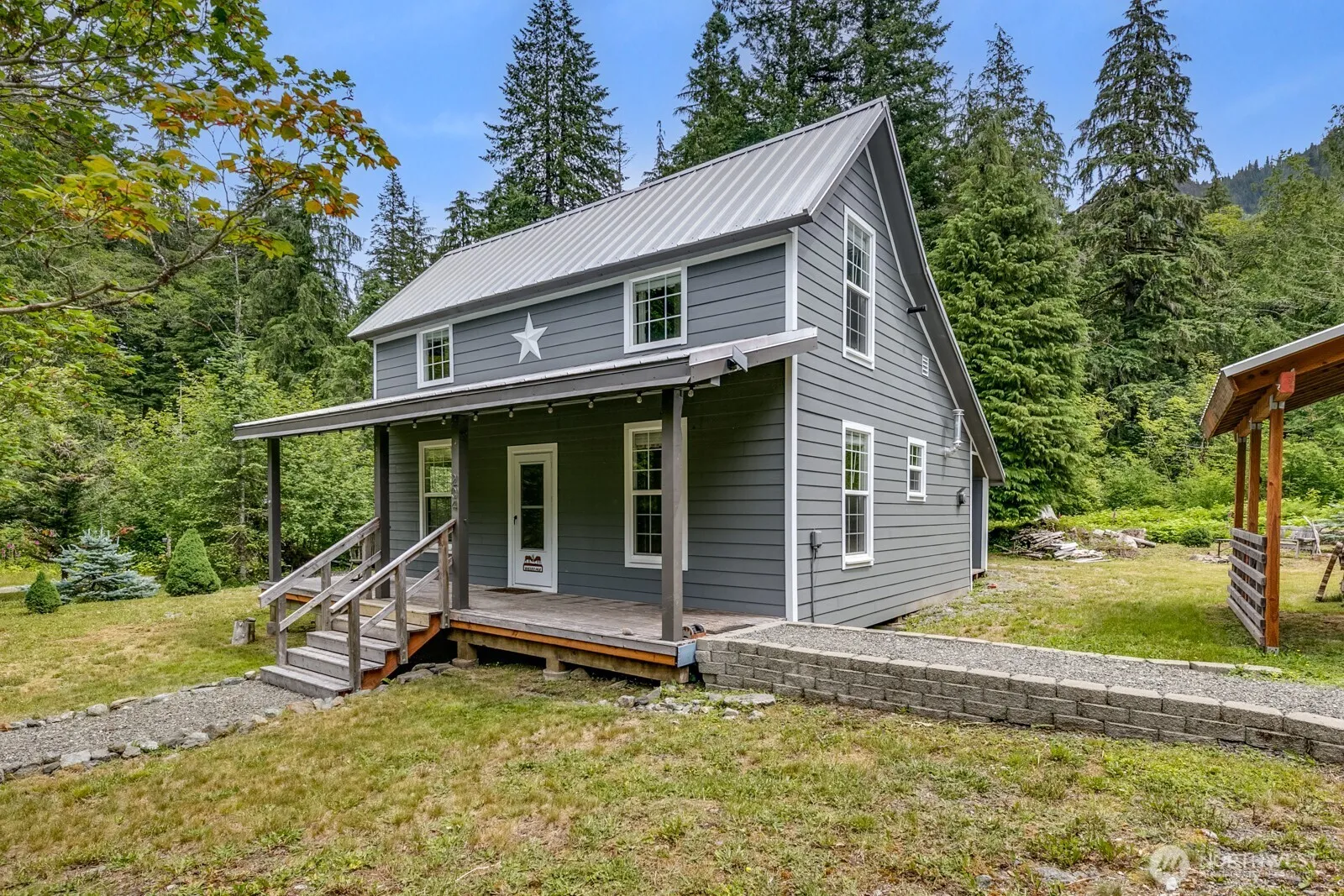 Property photo for 204 Whitton Avenue, Granite Falls photo 5