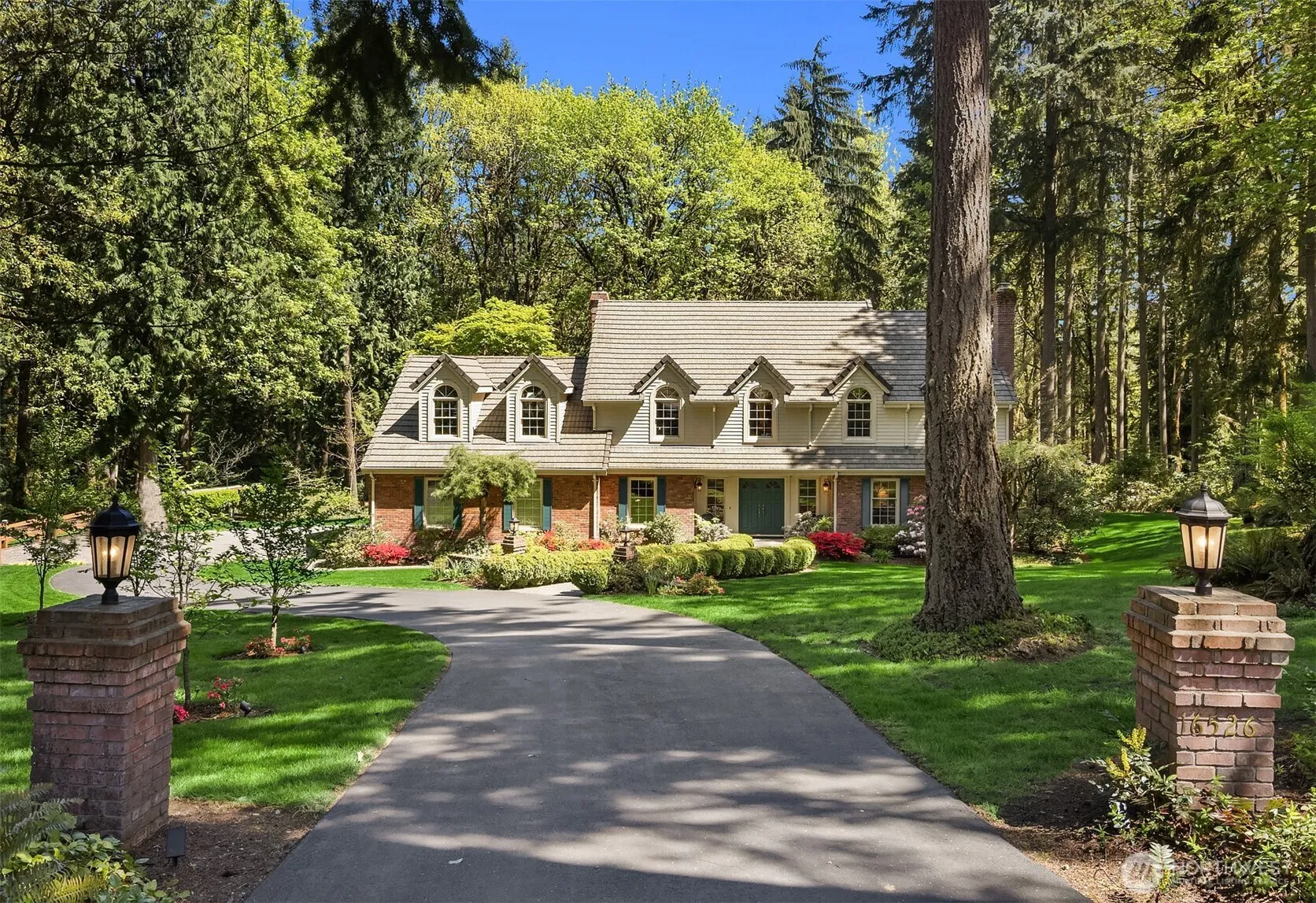 Property photo for 16526 232nd Avenue Ne, Woodinville photo 2