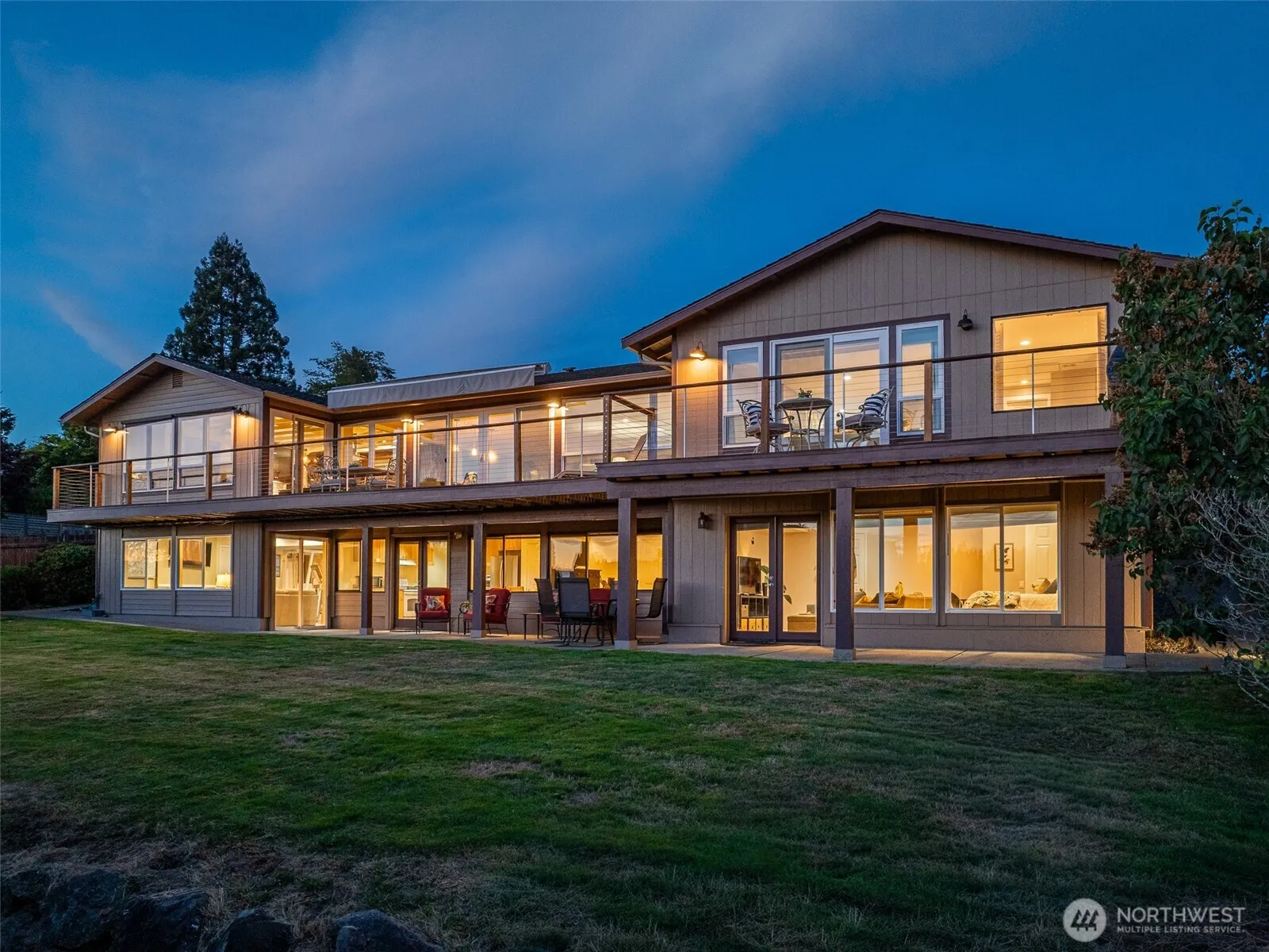 Property photo for 18631 2nd Avenue Sw, Normandy Park photo 3