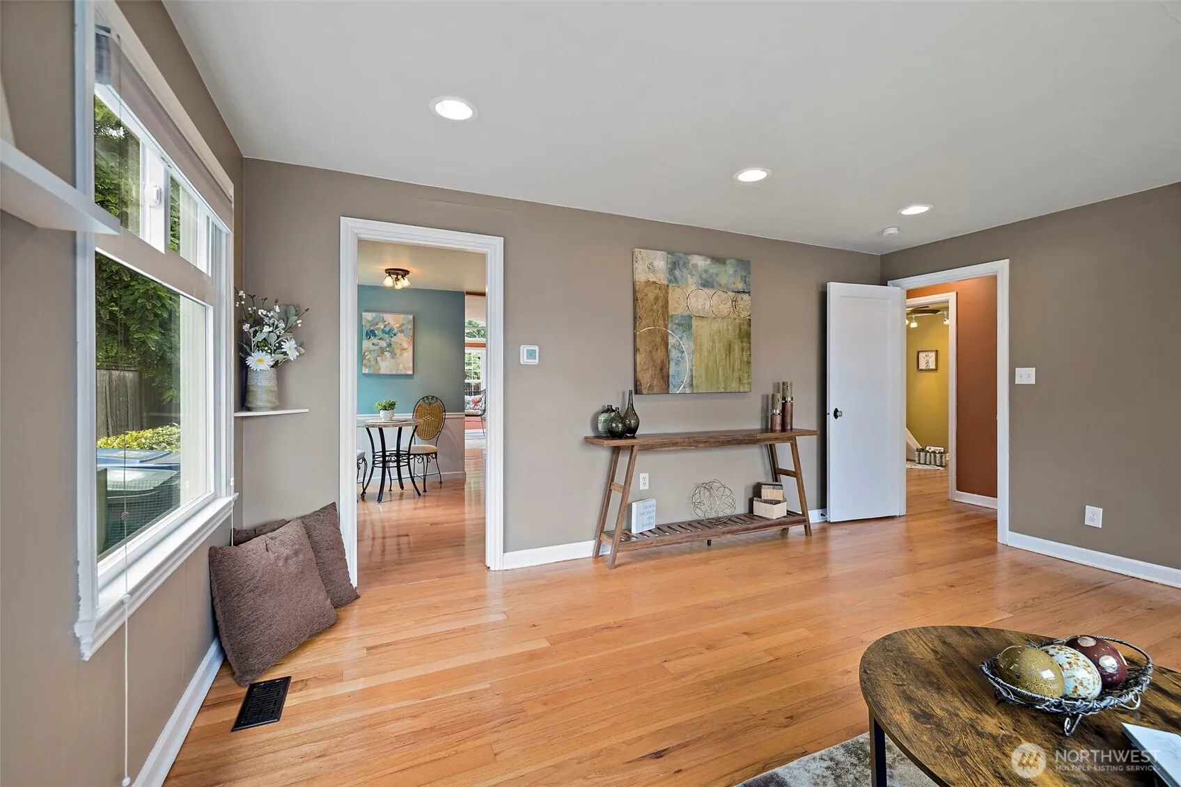 Property photo for 11326 14th Avenue Ne, Seattle photo 3