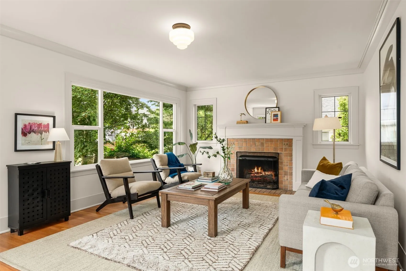 Property photo for 1914 3rd Avenue N, Seattle photo 5