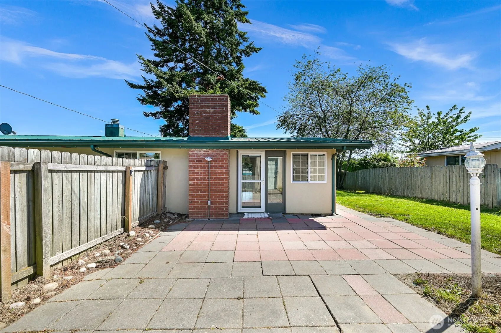 Property photo for 2267 Hawthorne Street, Ferndale photo 2