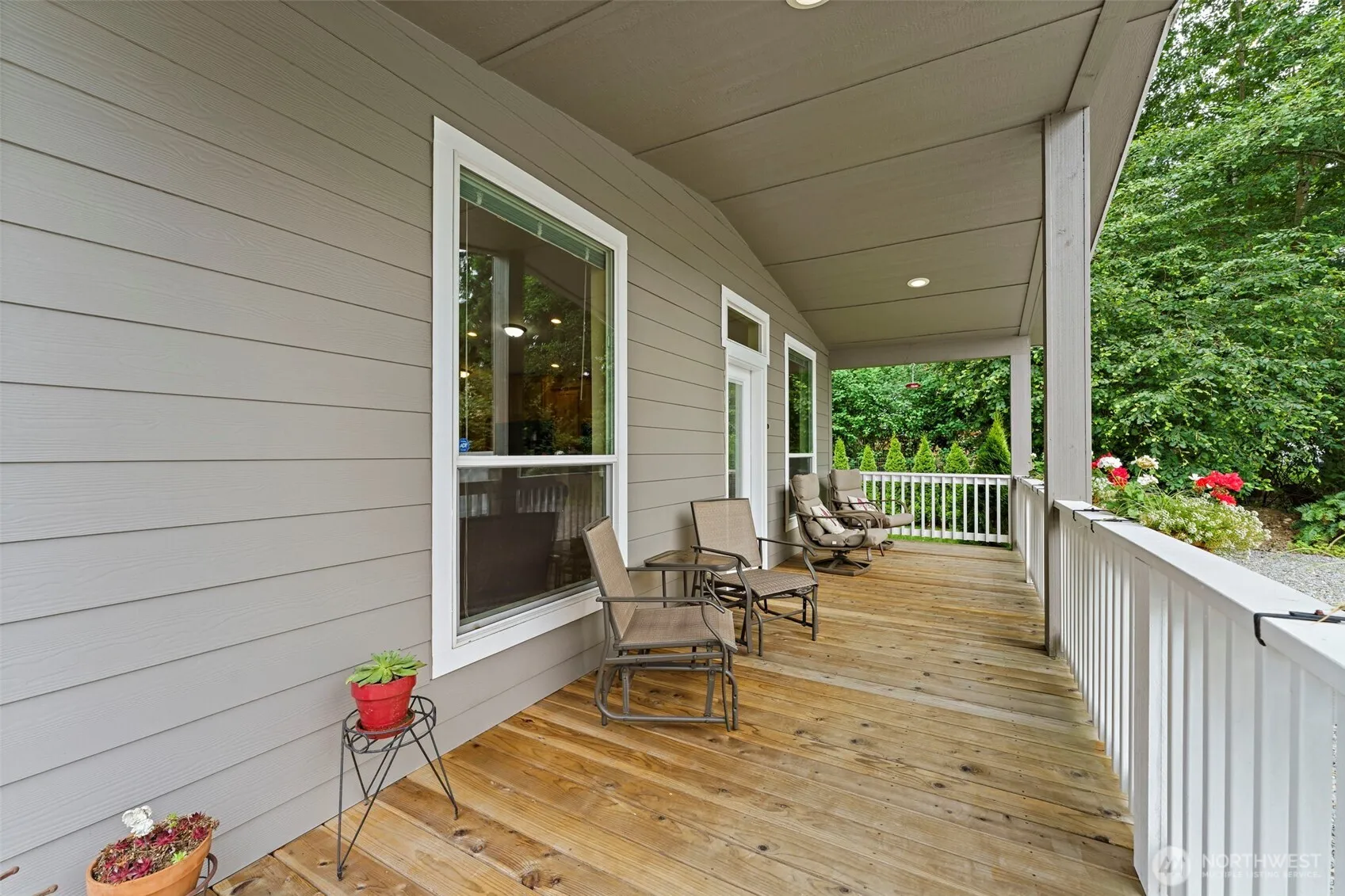 Property photo for 10705 50th Avenue E, Tacoma photo 3