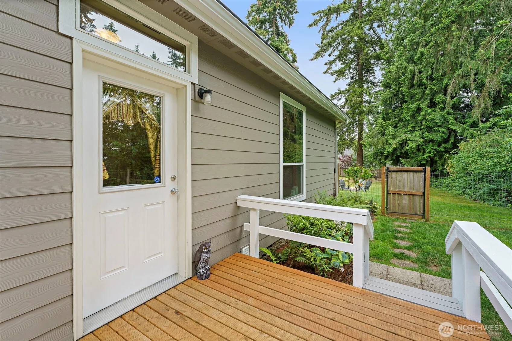 Property photo for 10705 50th Avenue E, Tacoma photo 2