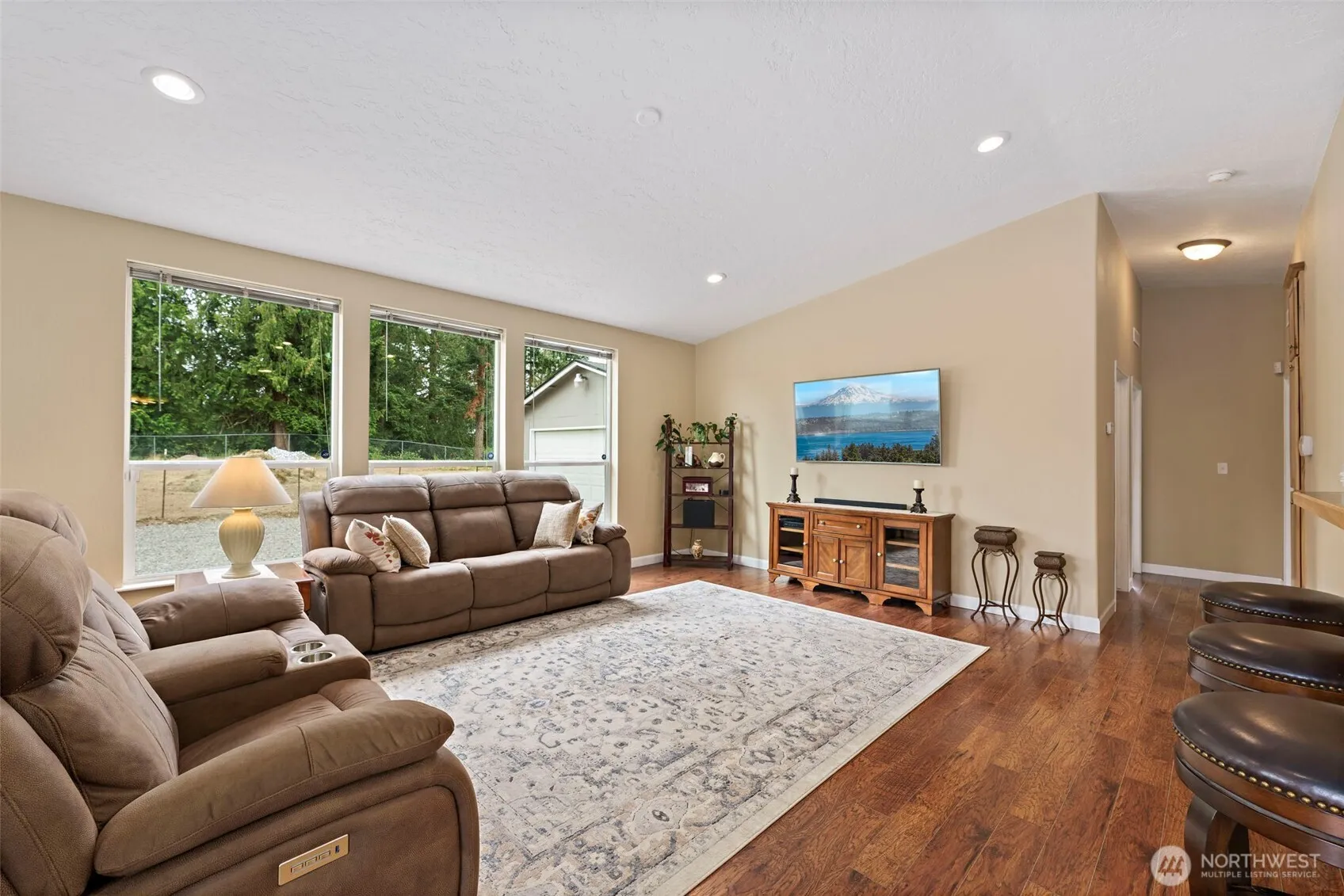 Property photo for 10705 50th Avenue E, Tacoma photo 5