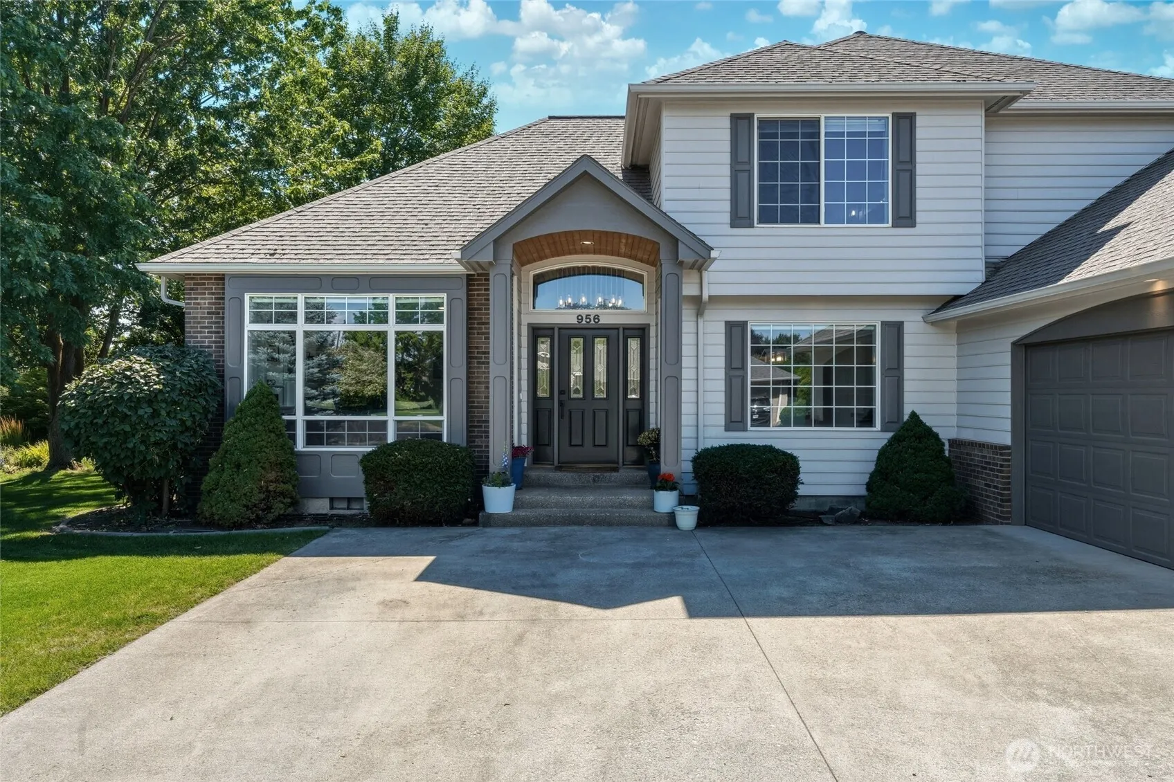 Property photo for 956 Se Garrison Drive, College Place photo 2