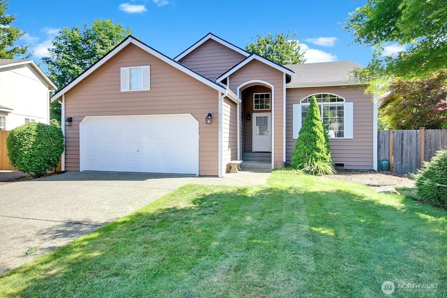 Property photo for 25847 175th Place Se, Covington