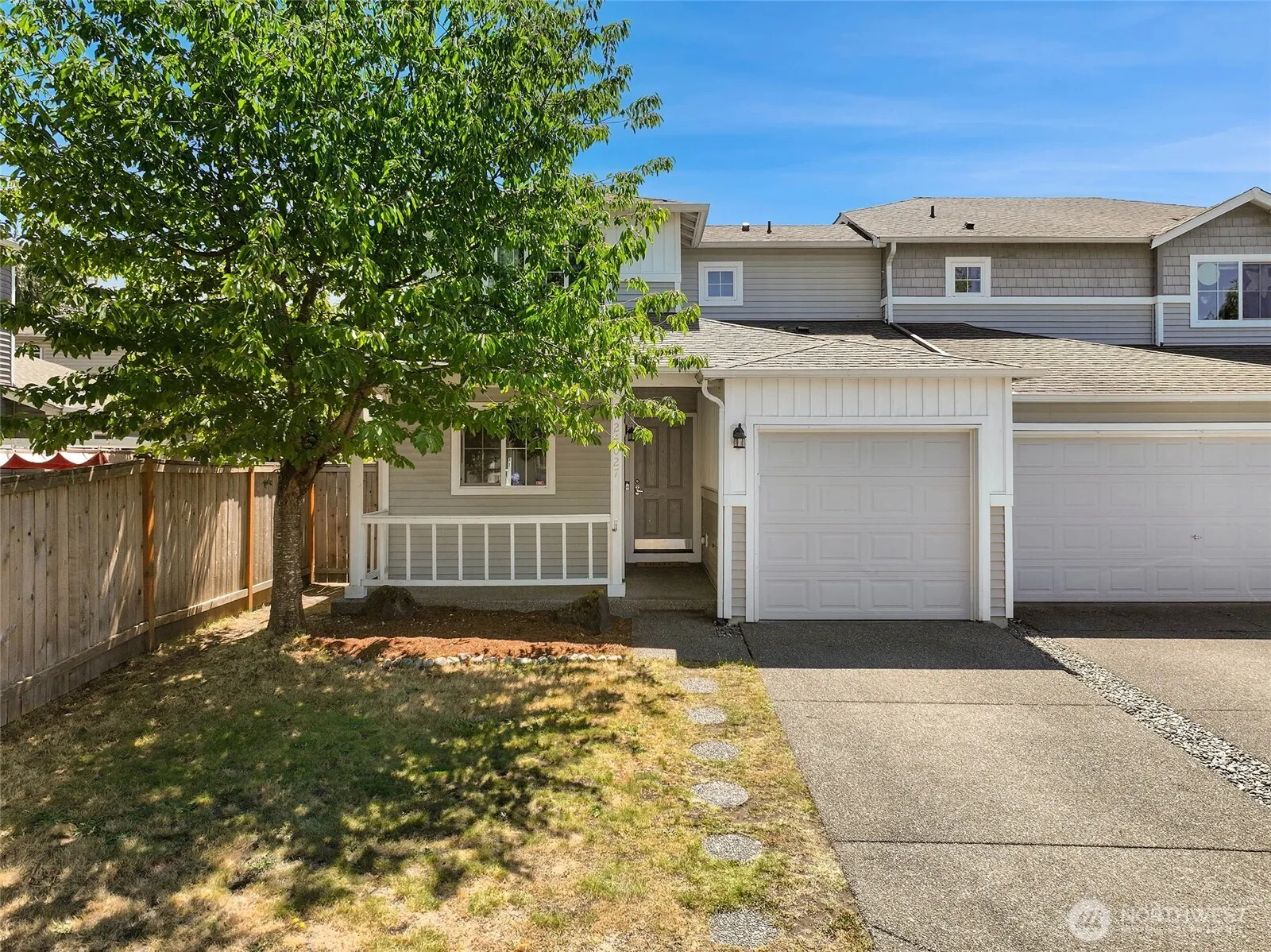 Property photo for 24027 Se 282nd Street, Maple Valley photo 2