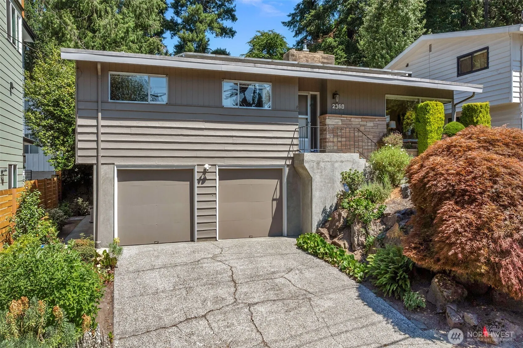 Property photo for 2360 Ne 90th Street, Seattle photo 2