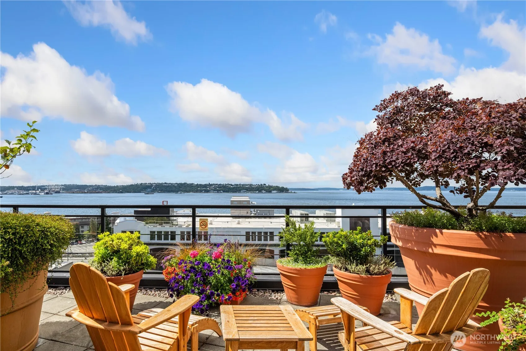 Property photo for 2607 Western Avenue #302, Seattle