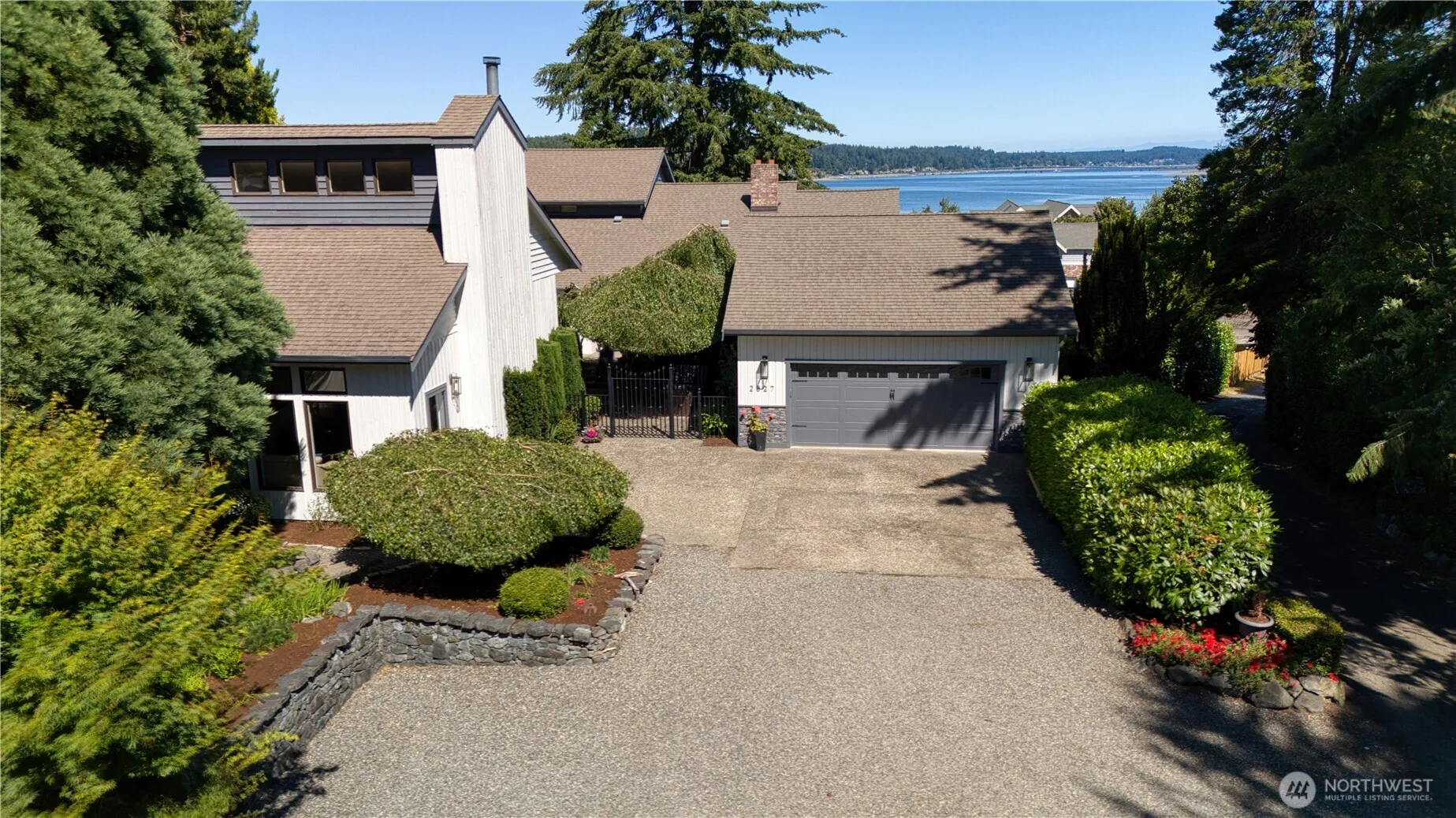 Property photo for 2827 Moorelands Drive Nw, Gig Harbor photo 3