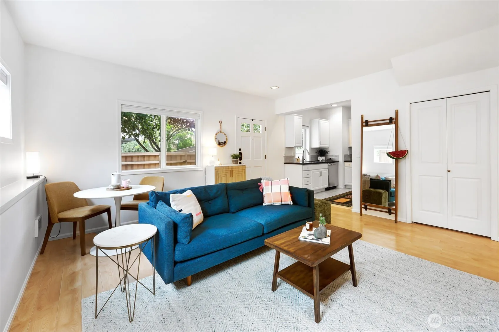 Property photo for 2110 California Avenue Sw #c, Seattle photo 5