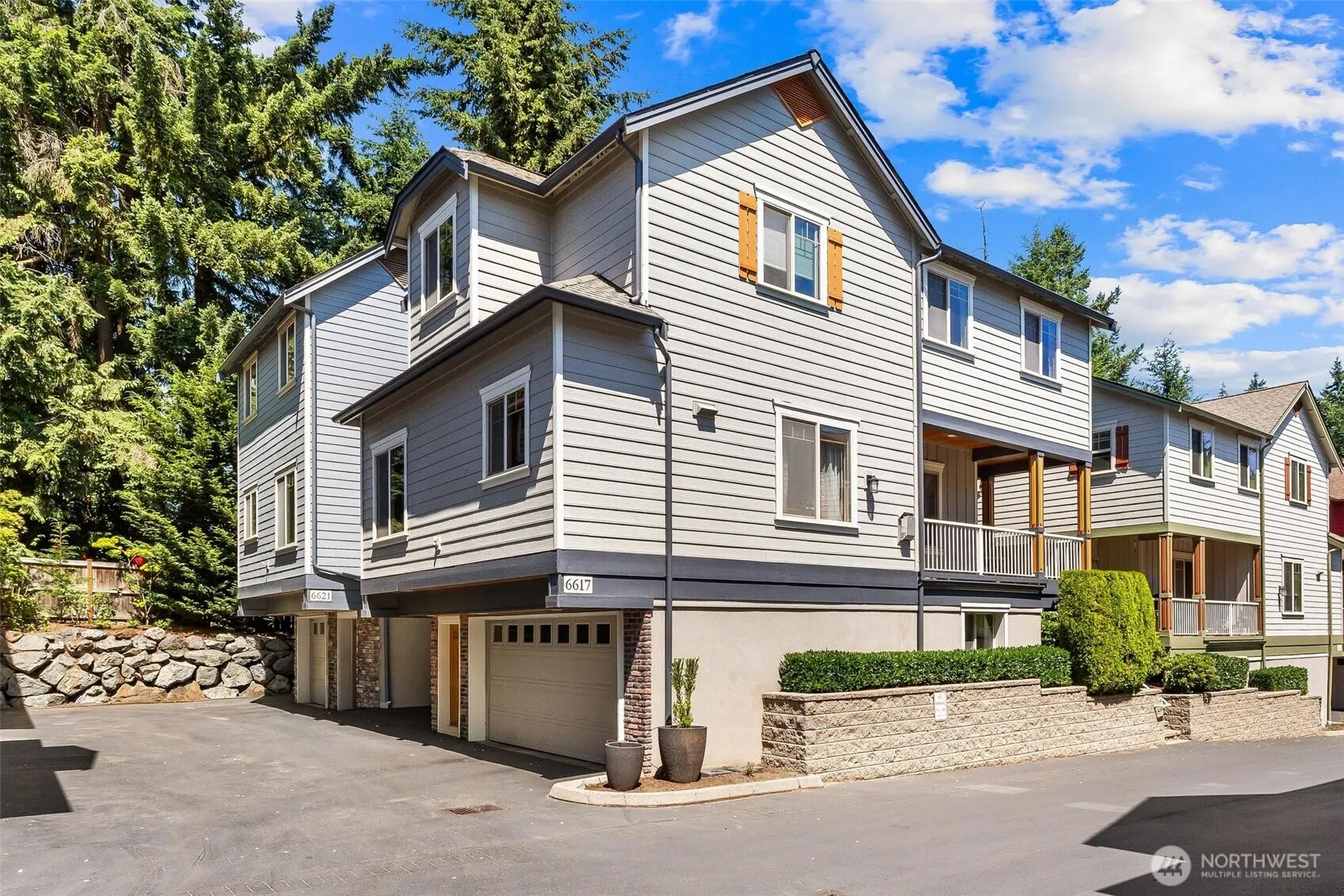 Property photo for 6617 198th Place Sw, Lynnwood