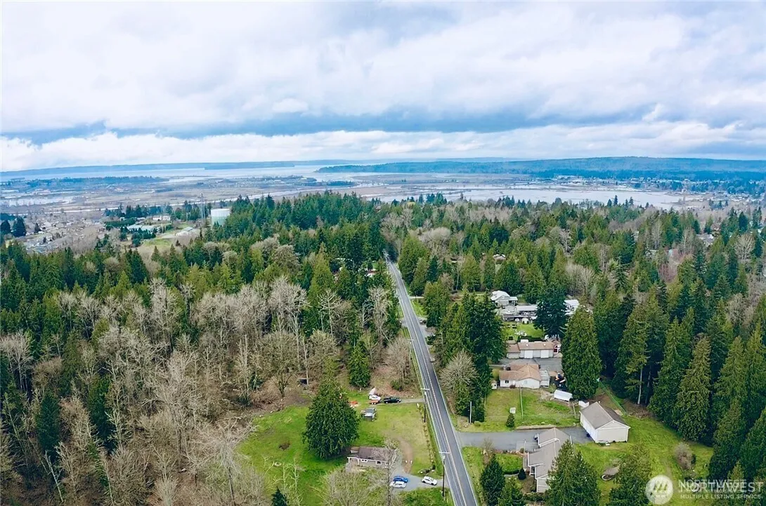 Property photo for 8017 44th Street Ne, Marysville photo 2
